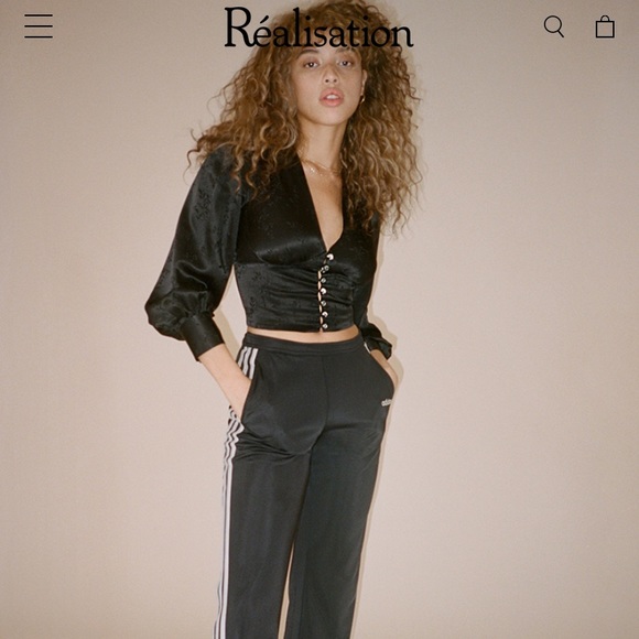 Realisation “The Kaia” Top in Voodoo - Picture 4 of 4